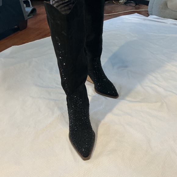 Elegant Black Glitter Heeled Boots - Picture 2 of 9